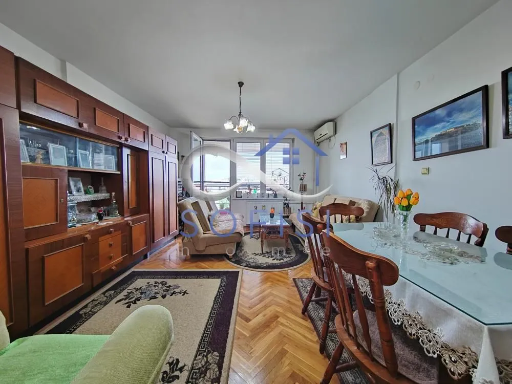 Prodaja, dvosoban stan, 73m², Socijalno, Novi Sad Sve Podlokacije