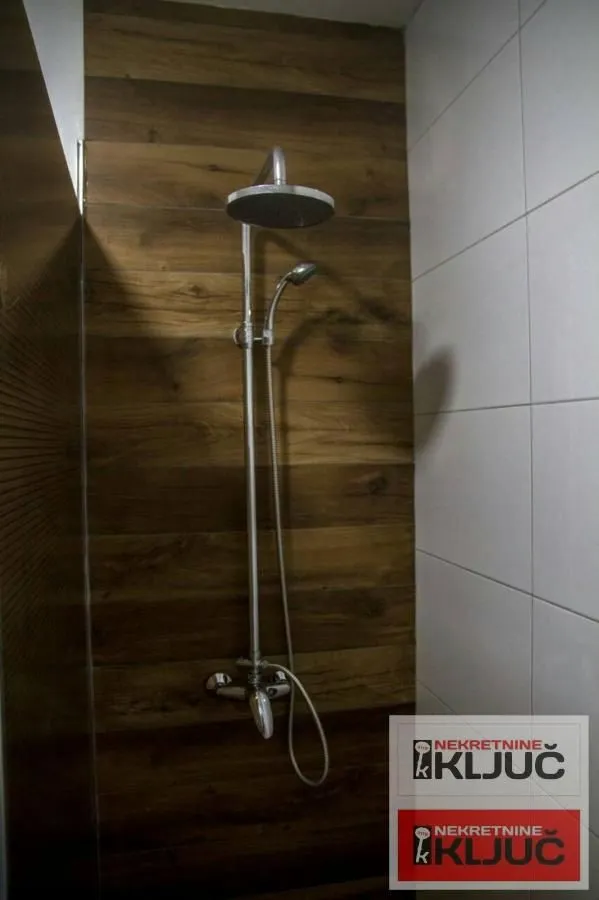 Izdavanje, garsonjera, 35m², Centar, Novi Sad