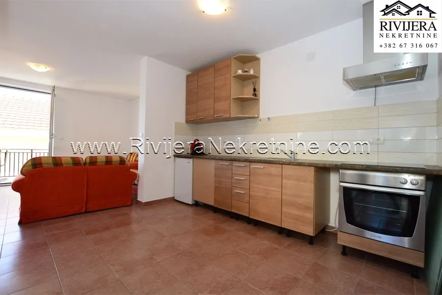 Prodaja, jednosoban stan, 58m², Njivice, Herceg Novi