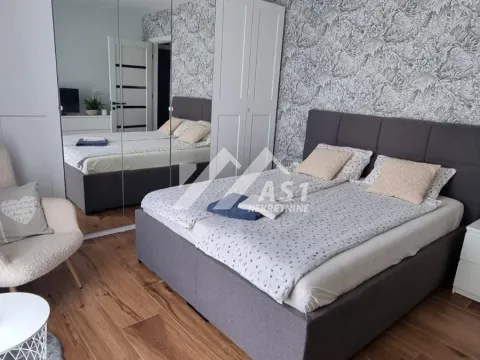 Izdavanje, trosoban stan, 105m², Alibegovac, Petrovaradin - image 6