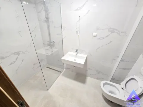 Sale, one bedroom apartment, 48m², Rozino, Budva - image 9