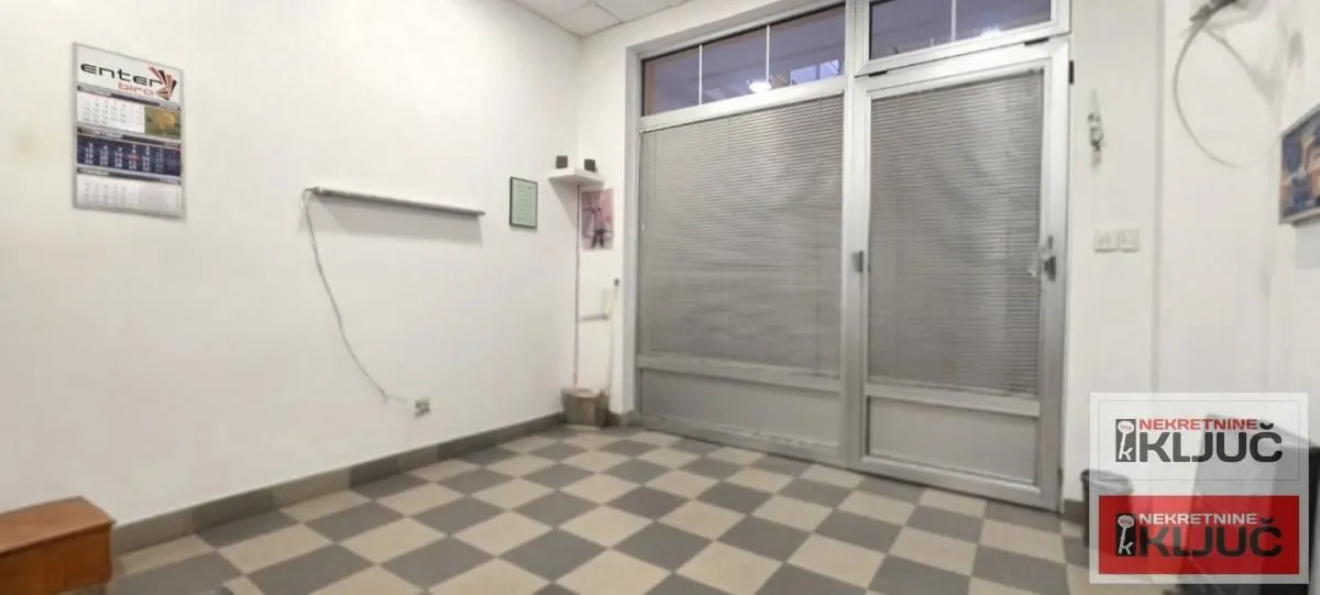 Rent, office space, 20m², Centar, Novi Sad
