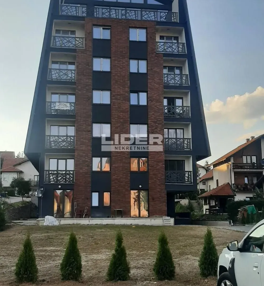 Prodaja, jednosoban stan, 48m², Centar, Zlatibor