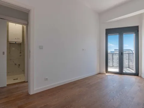 Prodaja, trosoban stan, 120m², Centar, Bar - image 16