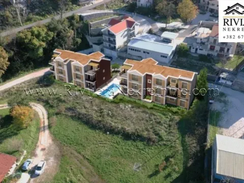 Sale, three bedroom apartment, 88m², Škaljari, Kotor - image 2