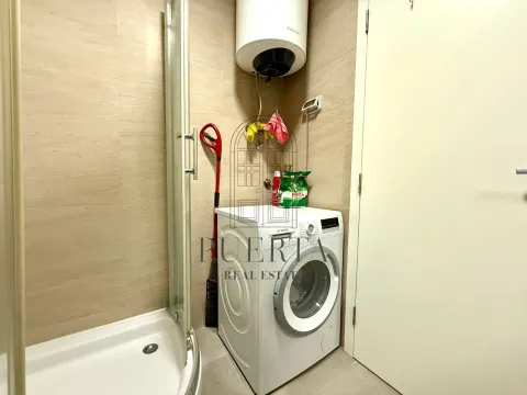 Izdavanje, jednosoban stan, 47m², City Kvart, Podgorica - image 13