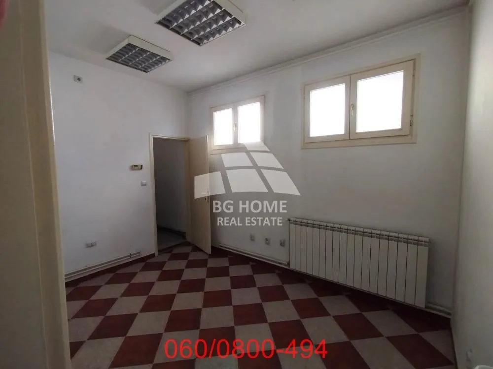Rent, office space, 131m², Zemun Kalvarija, Zemun Sve Podlokacije