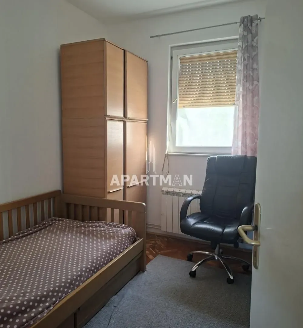 Sale, three bedroom apartment, 77m², Savski Venac, Beograd