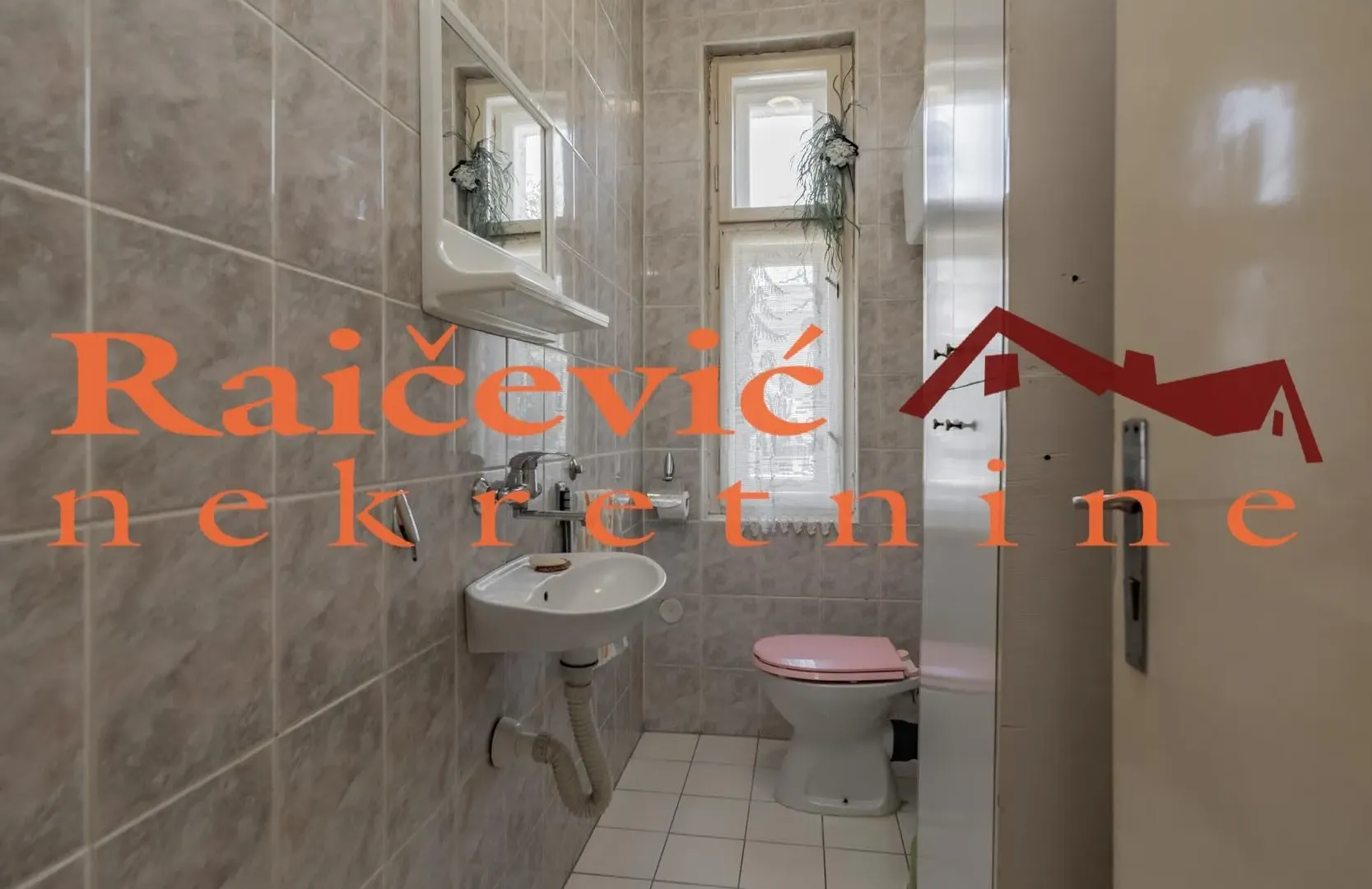 Sale, house, 300m², Savski Venac, Beograd