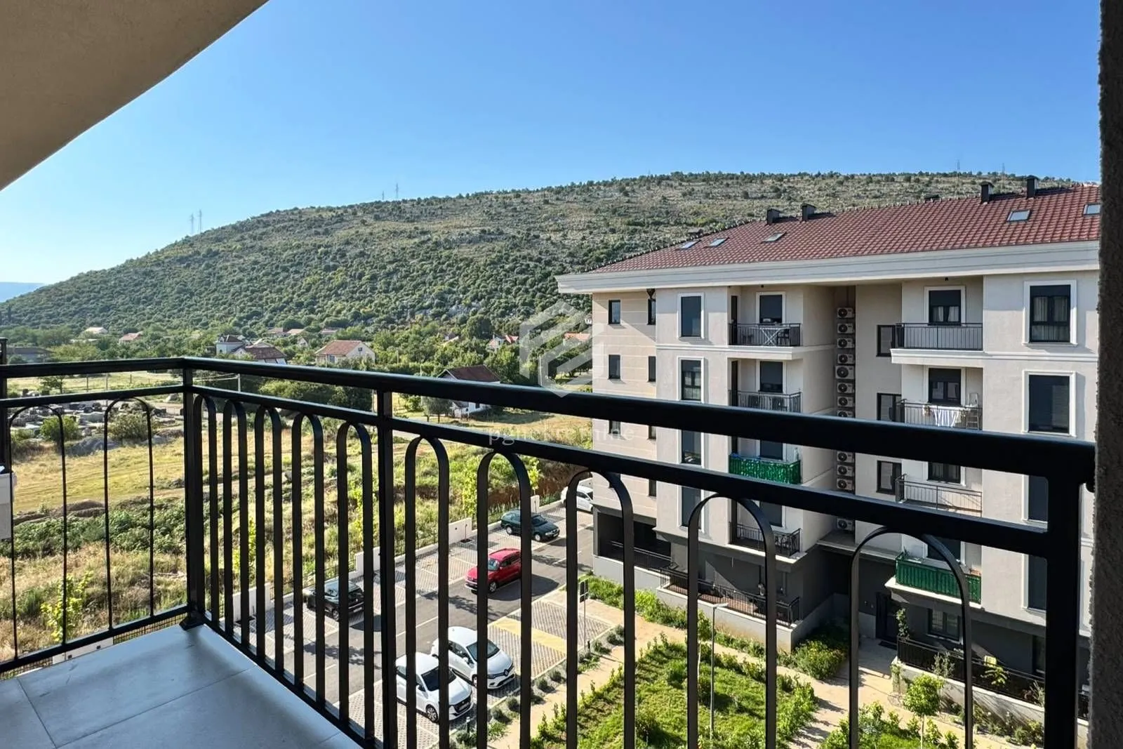 Prodaja, jednosoban stan, 45m², Tološi, Podgorica