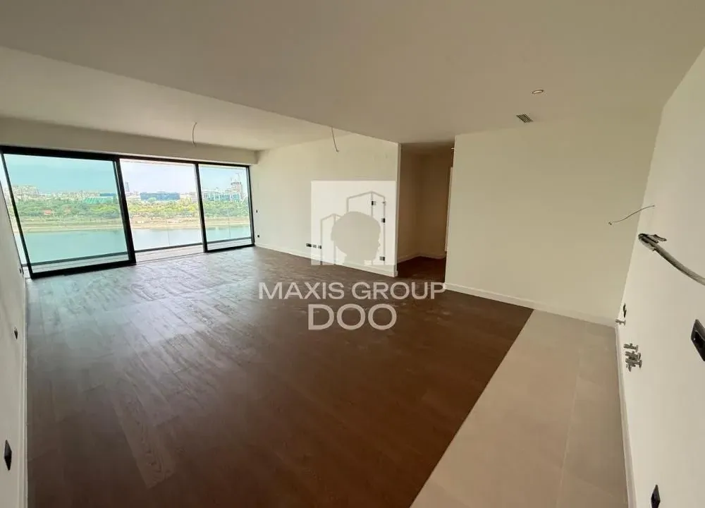 Sale, four bedroom apartment, 150m², Savski Venac, Beograd