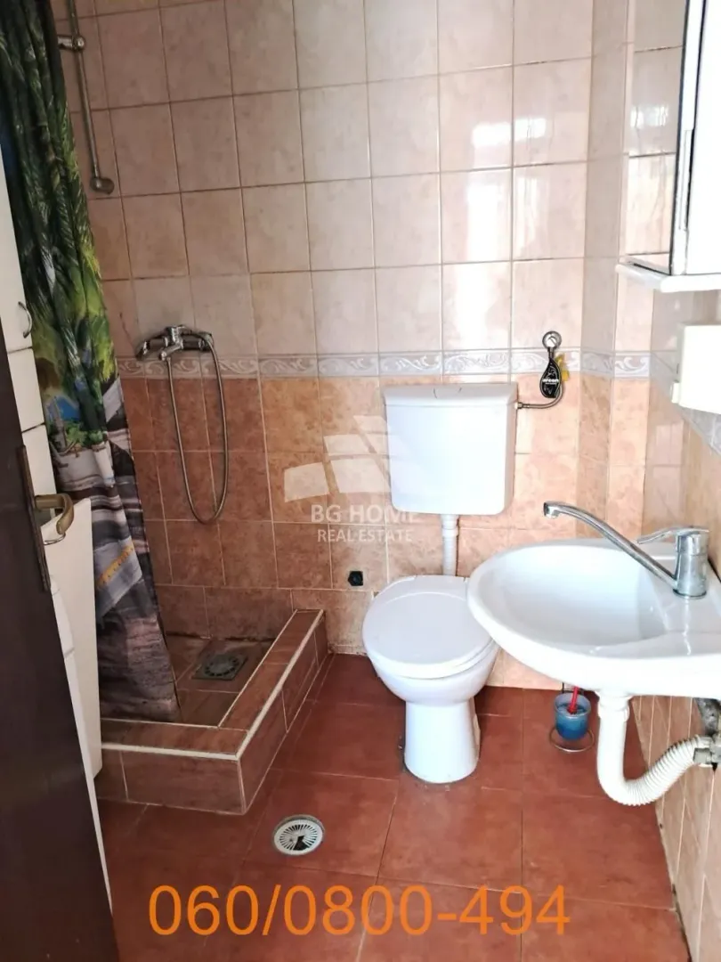 Izdavanje, dvosoban stan, 45m², Uciteljsko Naselje, Zvezdara Sve Podlokacije