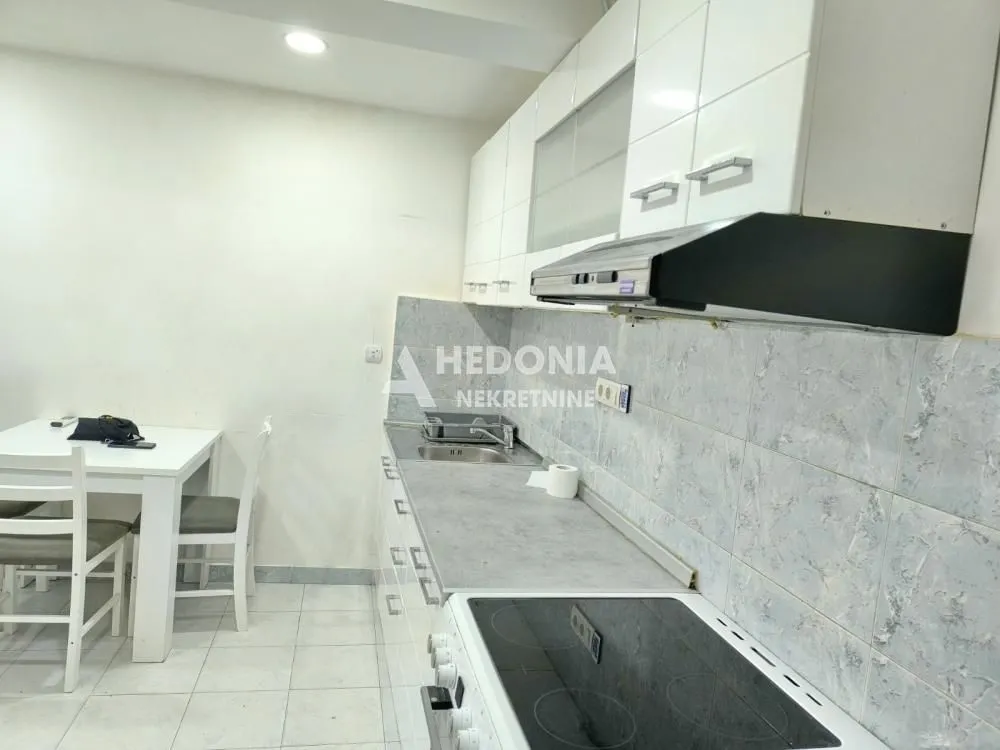 Prodaja, jednosoban stan, 30m², Stari Grad, Beograd