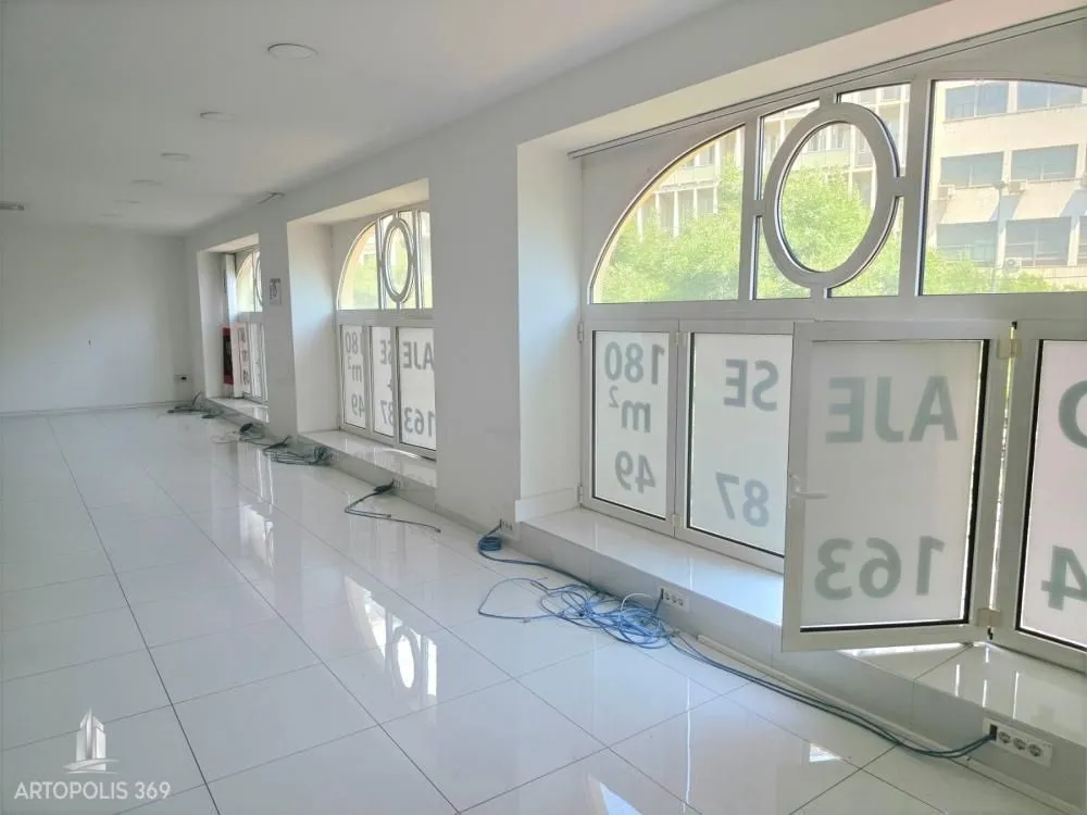 Rent, office space, 185m², Stari Grad, Beograd