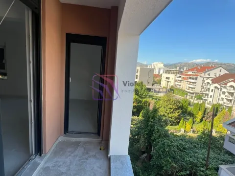 Prodaja, jednosoban stan, 46m², Momišići, Podgorica - image 11
