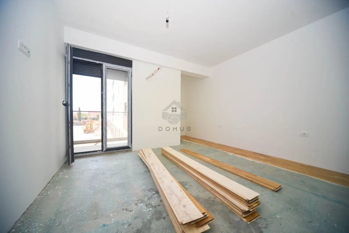 Prodaja, dvosoban stan, 70m², Stari Aerodrom, Podgorica