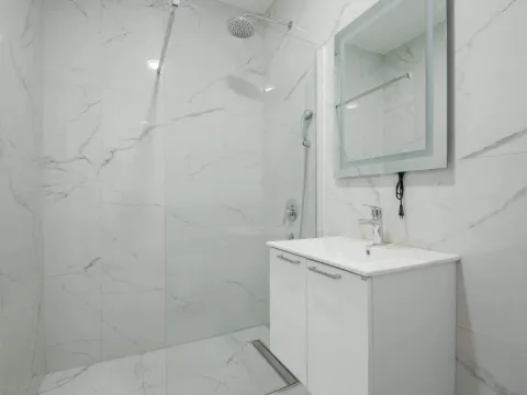 Sale, two bedroom apartment, 65m², Centar, Bar - image 10