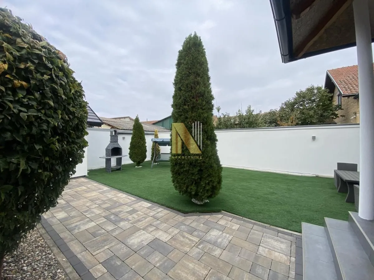 Sale, house, 147m², Centar, Žabljak