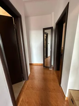 Izdavanje, trosoban stan, 100m², Seoce, Budva - image 13