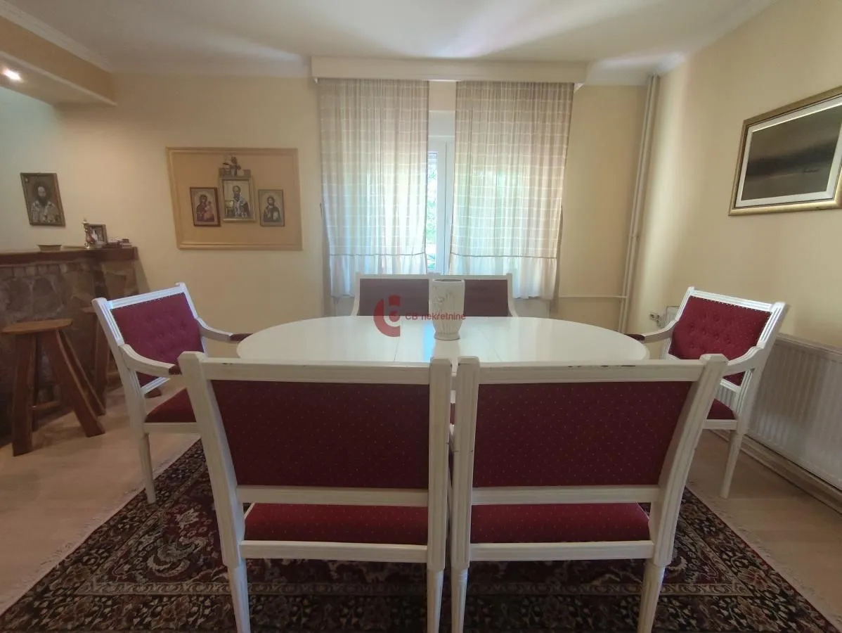 Sale, house, 300m², Kelebija, Subotica