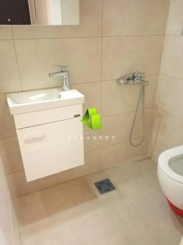 Prodaja, trosoban stan, 83m², Medijana, Niš