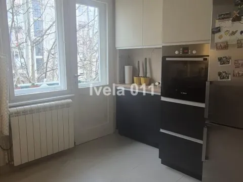 Prodaja, dvosoban stan, 72m², Kalenić Pijaca, Vračar Sve Podlokacije - image 6