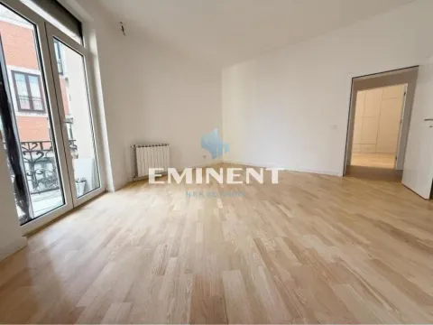 Izdavanje, trosoban stan, 130m², Stari Grad, Beograd - image 5