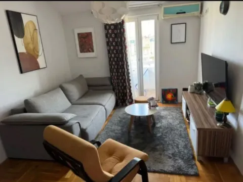 Izdavanje, jednosoban stan, 41m², City Kvart, Podgorica - image 4