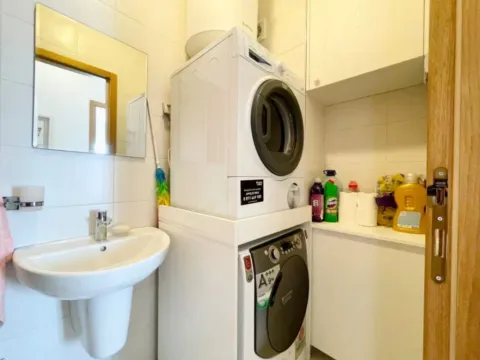 Izdavanje, dvosoban stan, 64m², City Kvart, Podgorica - image 8