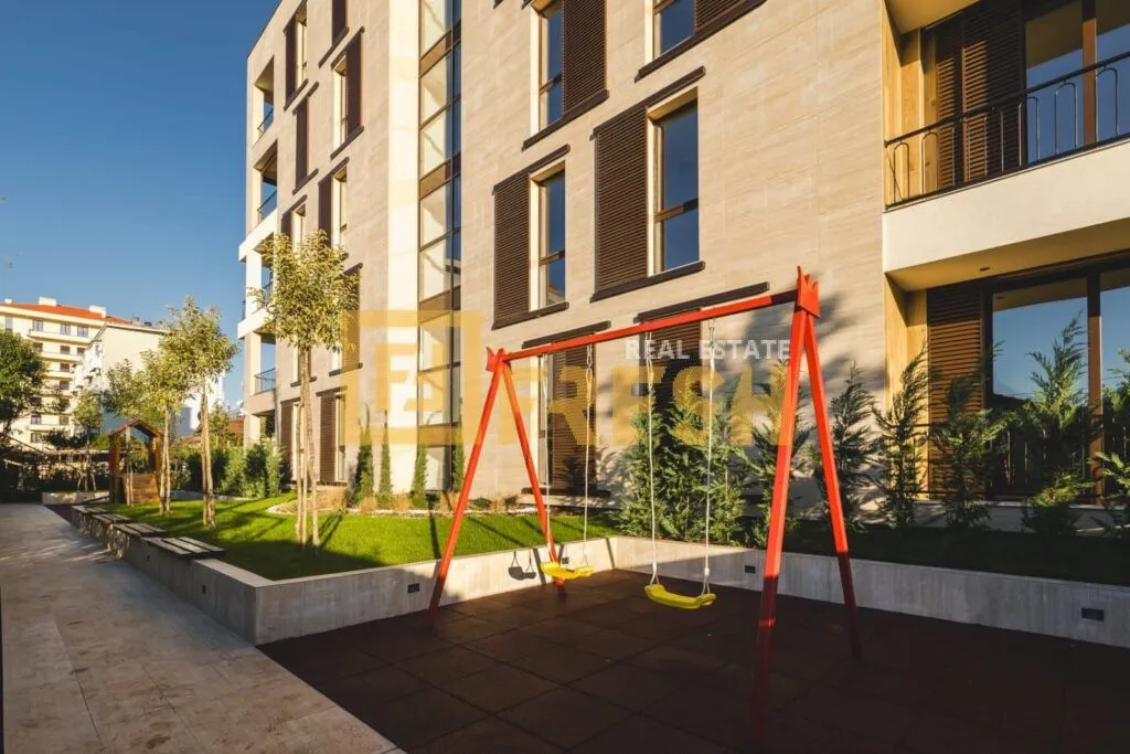 Prodaja, trosoban stan, 149m², Centar, Podgorica
