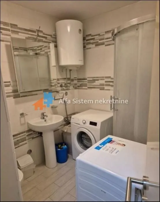 Rent, two bedroom apartment, 47m², Đeram Pijaca, Beograd