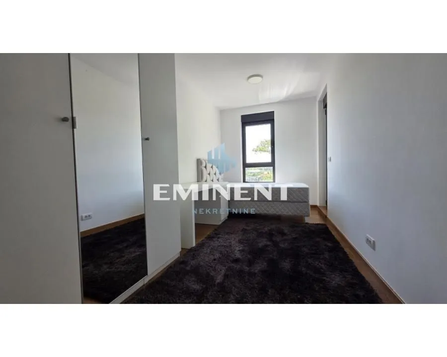 Rent, four bedroom apartment, 98m², Južni Bulevar, Vračar Sve Podlokacije