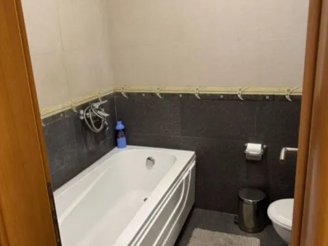 Izdavanje, stan, 87m², Stari Aerodrom, Podgorica - image 7