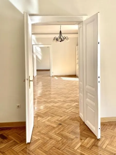 Rent, apartment, 238m², Stari Grad, Beograd