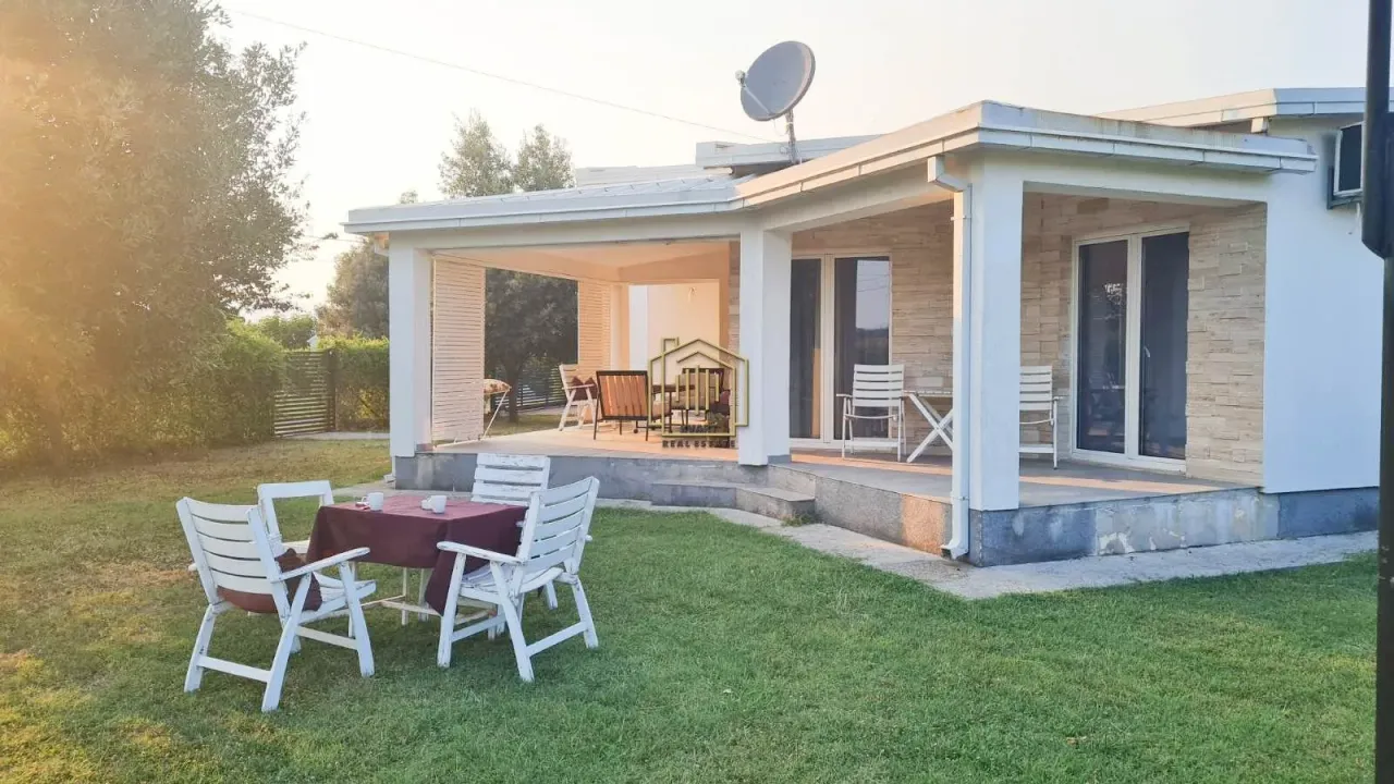 Rent, house, 200m², Spuž, Danilovgrad