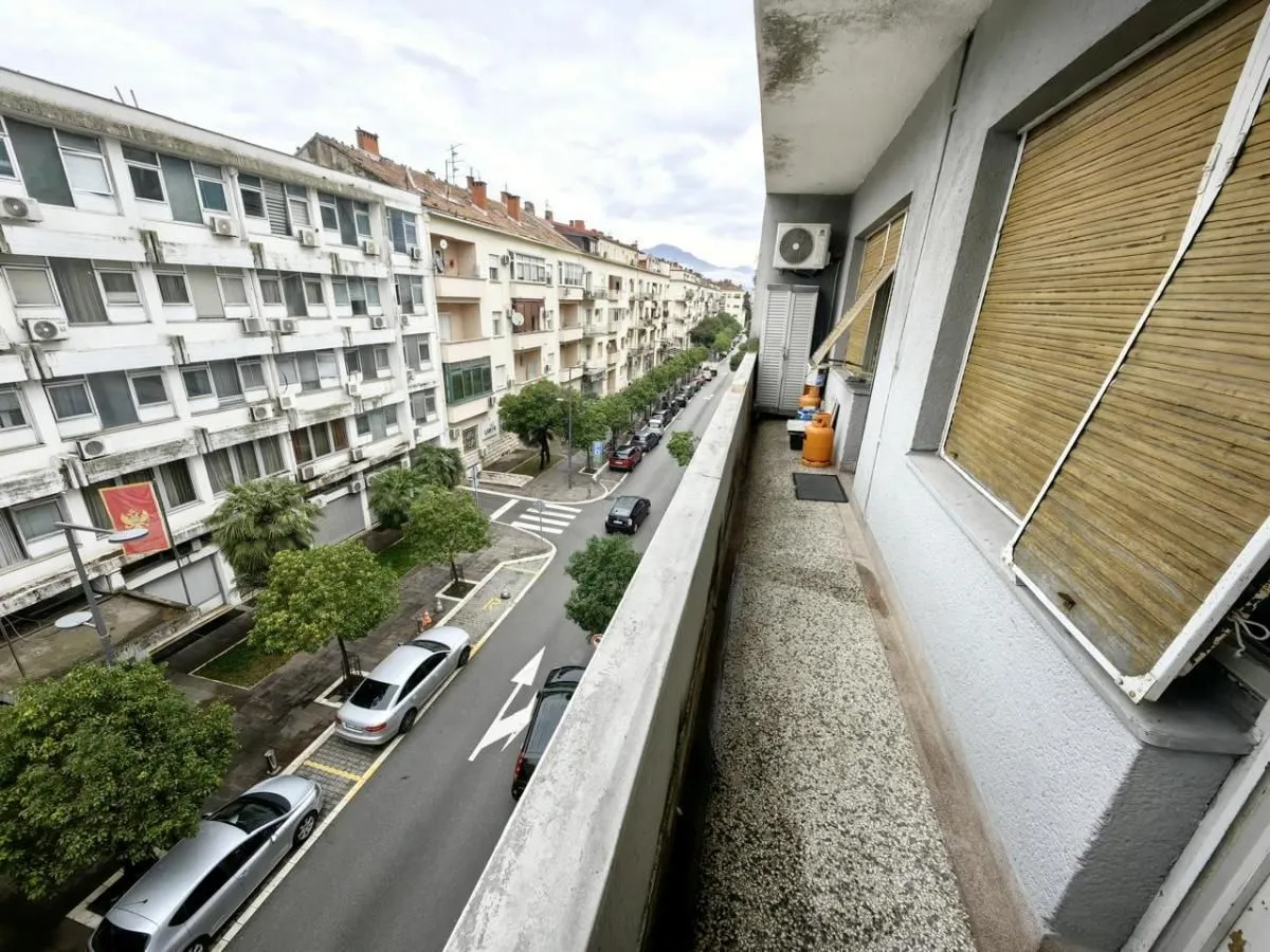 Prodaja, dvosoban stan, 86m², Podgorica, Crna Gora