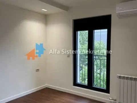 Izdavanje, trosoban stan, 113m², Vračar Centar, Vračar Sve Podlokacije - image 17