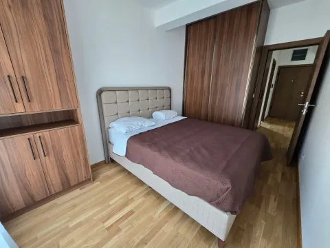 Rent, one bedroom apartment, 48m², Budva, Crna Gora - image 3