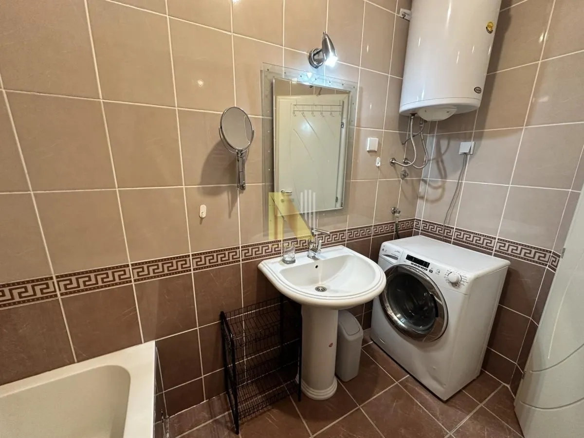 Izdavanje, trosoban stan, 67m², Betanija, Novi Sad Sve Podlokacije