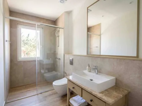 Prodaja, jednosoban stan, 69m², Luštica Bay, Tivat - image 3