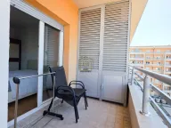 Prodaja, jednosoban stan, 51m², City Kvart, Podgorica - image 2