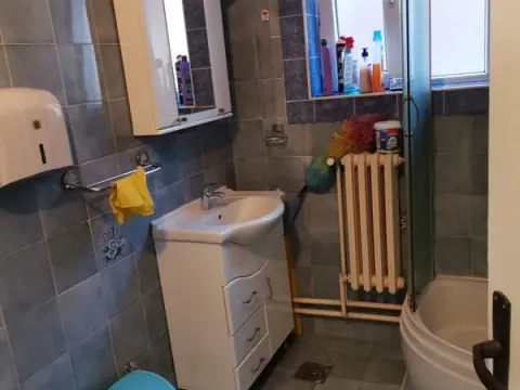 Izdavanje, četvorosoban stan, 105m², Voždovac Sve Podlokacije, Beograd - image 10