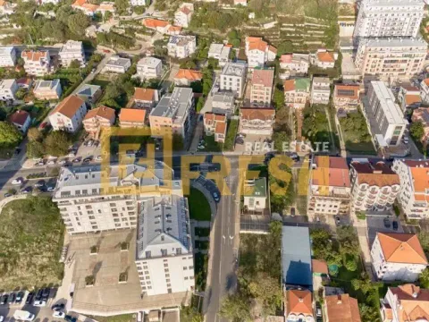 Sale, land lot, 700m², Momišići, Podgorica - image 2