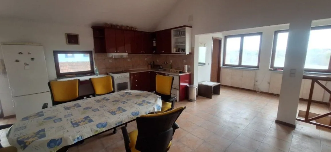 Sale, house, 384m², Dobanovci, Surčin
