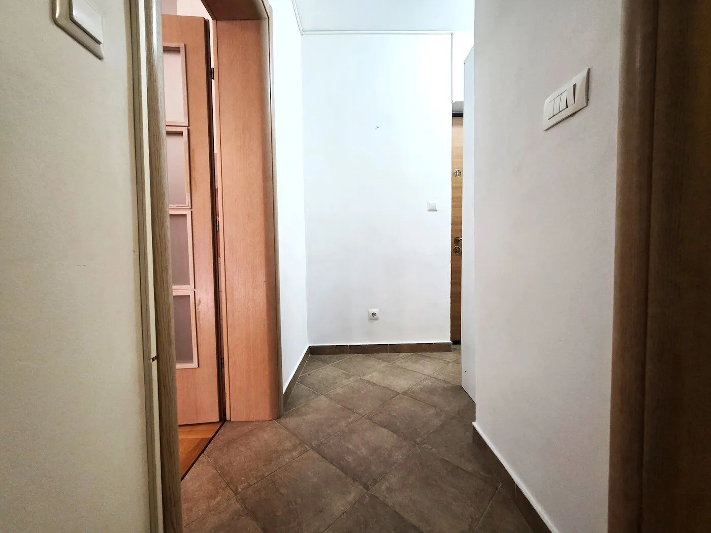 Rent, apartment, 45m², Stari Aerodrom, Podgorica