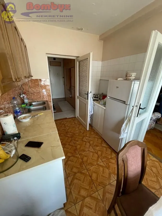 Prodaja, trosoban stan, 71m², Podbara, Novi Sad Sve Podlokacije