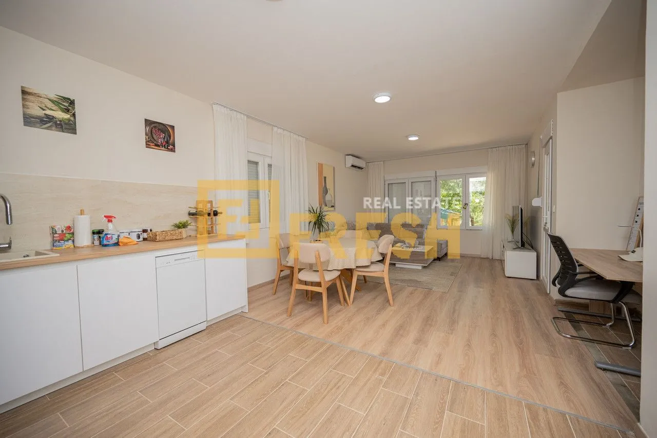 Rent, house, 100m², Danilovgrad, Crna Gora