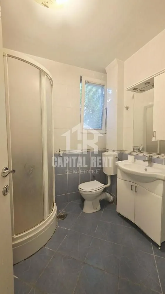 Rent, office space, 69m², Senjak, Beograd