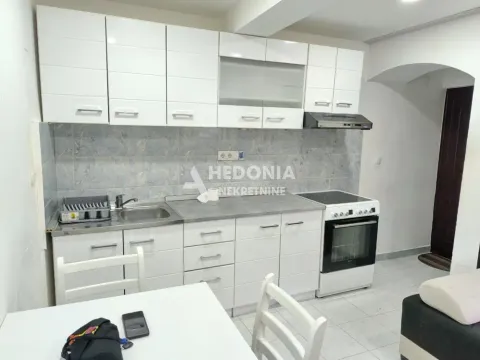 Sale, one bedroom apartment, 30m², Stari Grad, Beograd - image 4