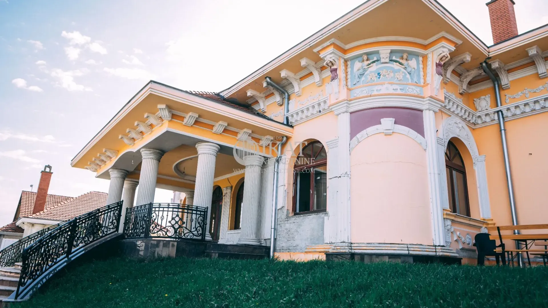 Sale, office space, 1200m², Palić, Subotica